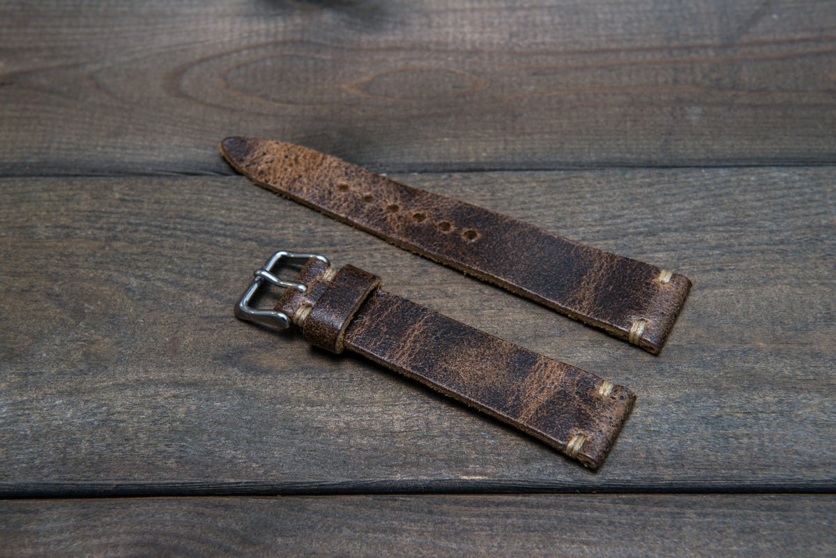 Tapered leather watch bands.